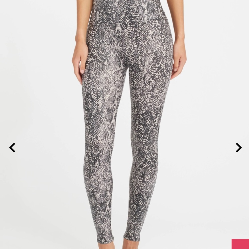 Spanx Snake Shine Leggings